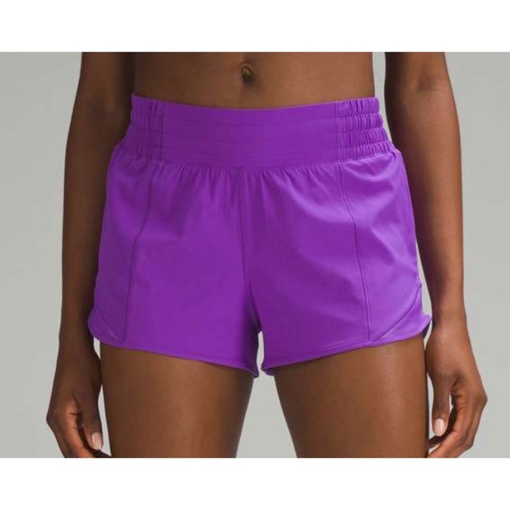 LULULEMON Hotty Hot Shorts ATOMIC PURPLE High Rise Lined 2.5" Inseam SIZE 6